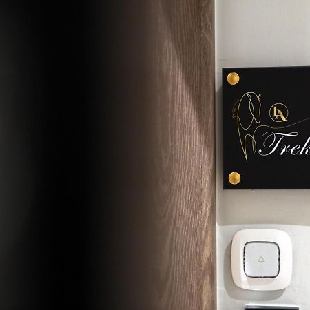 La Larissa Luxury Apartments Trekke Exteriér fotografie