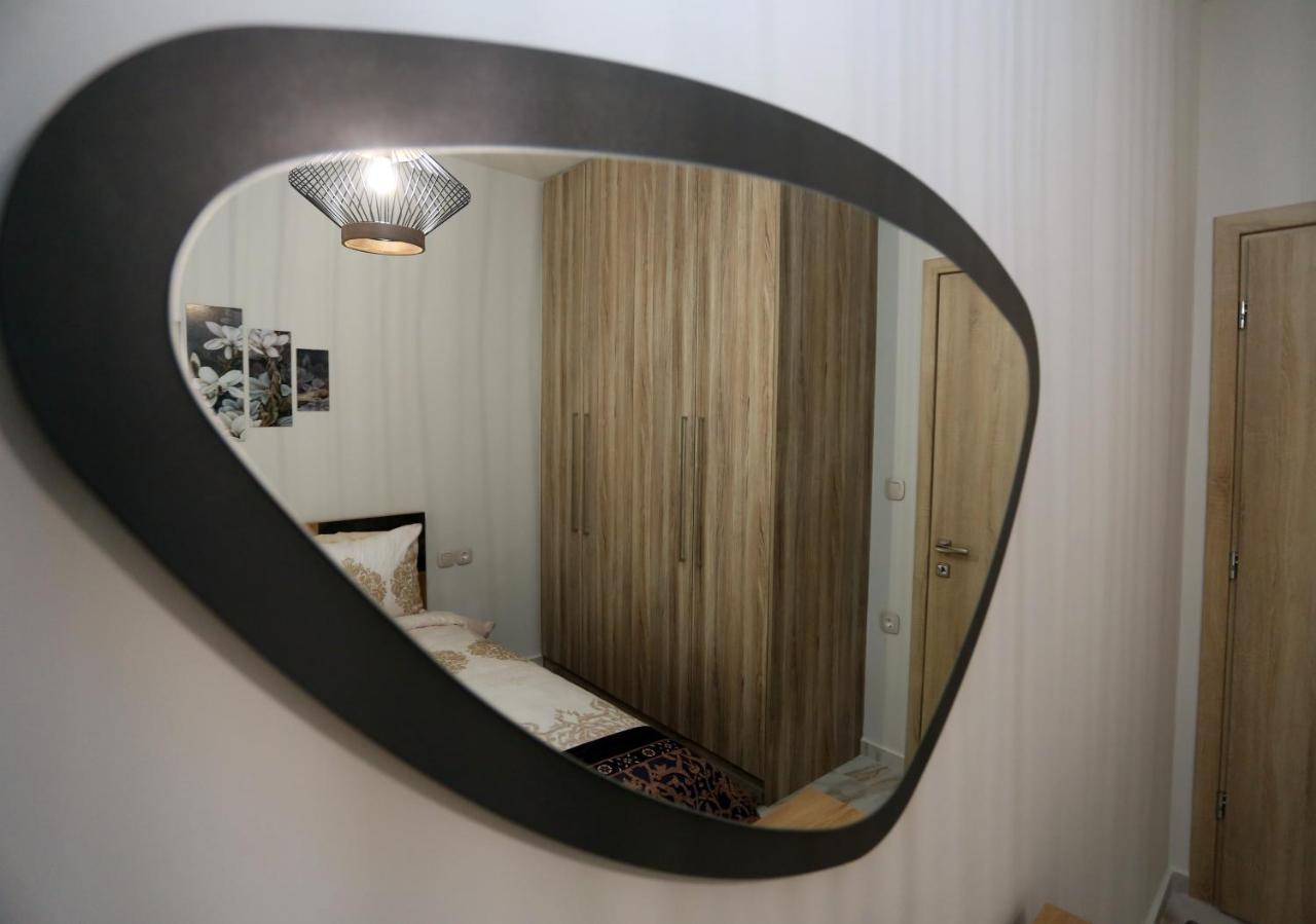 La Larissa Luxury Apartments Trekke Exteriér fotografie