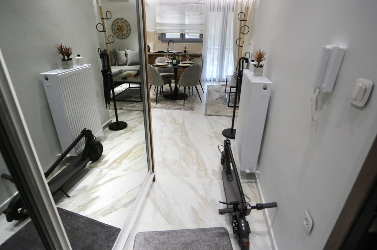 La Larissa Luxury Apartments Trekke Exteriér fotografie